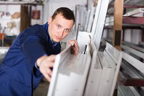 Polyframe Gathers No Moss After Duraflex Loss