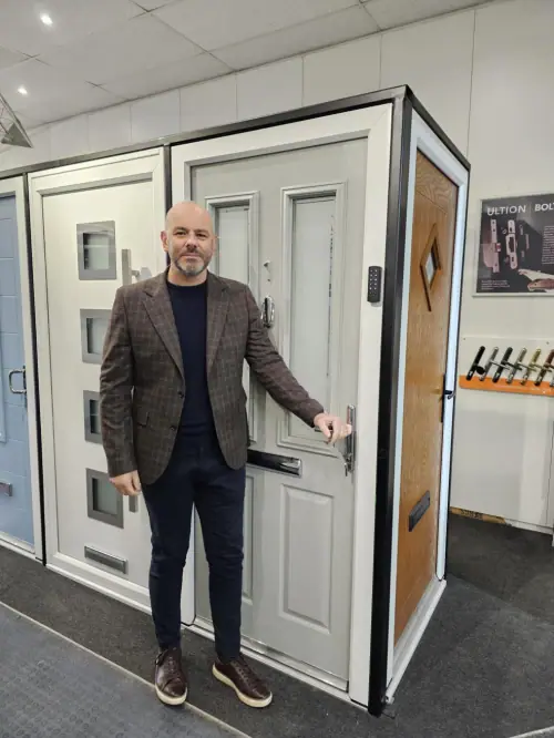 Super Nova Sings For Touch Secure 